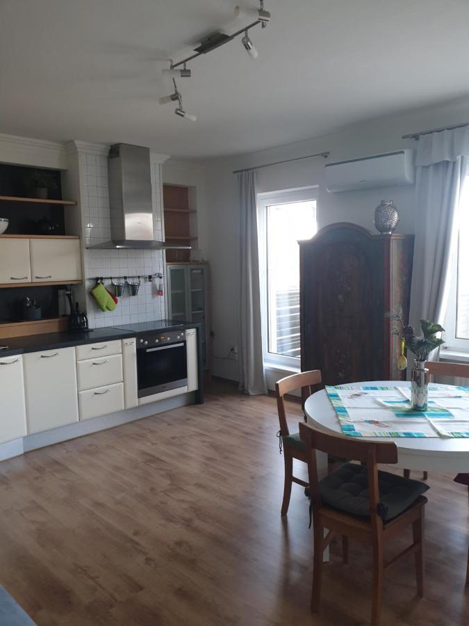 Apartment Stockerau Kültér fotó